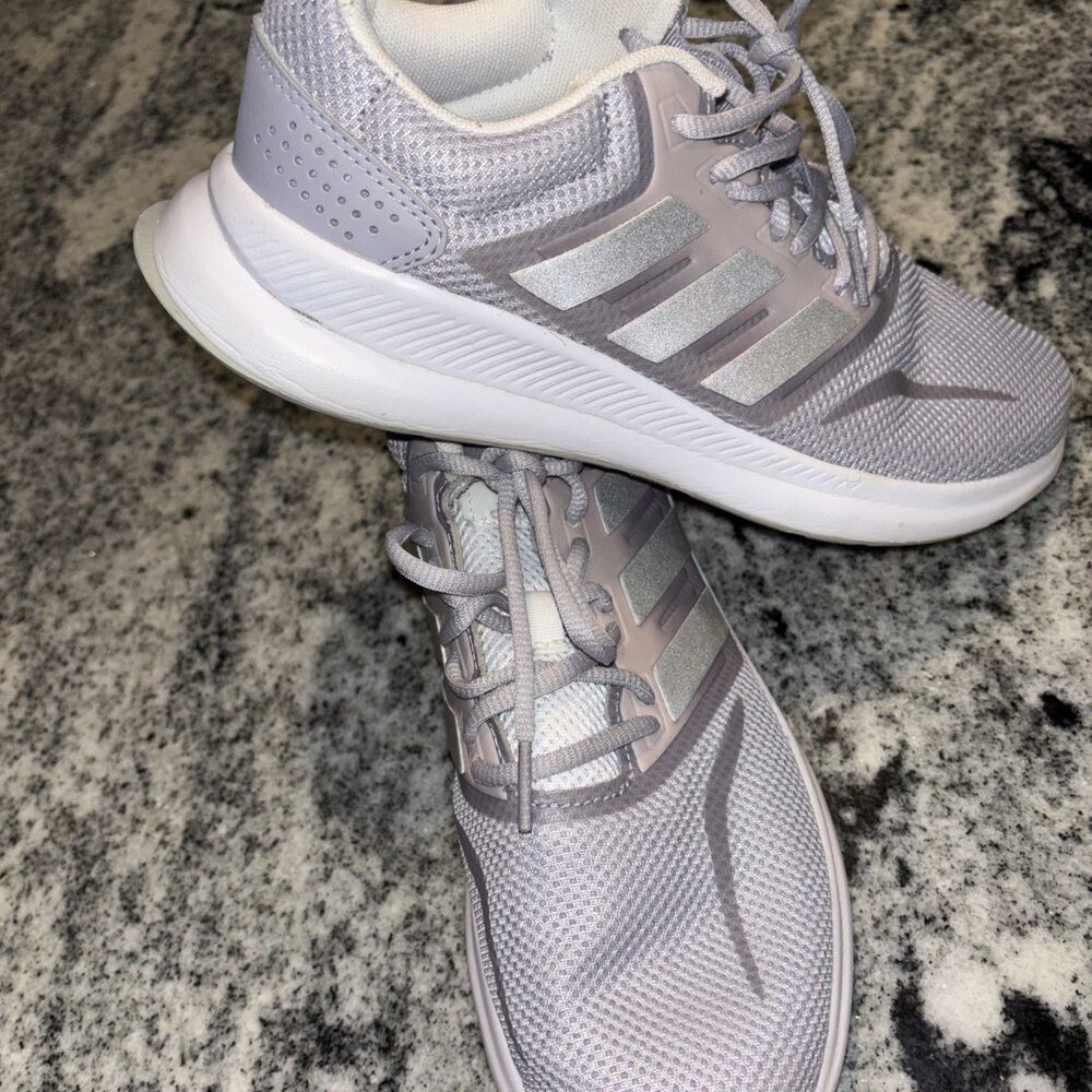 Adidas Women’s Sneakers Sz 8.5 - Picture 7 of 13